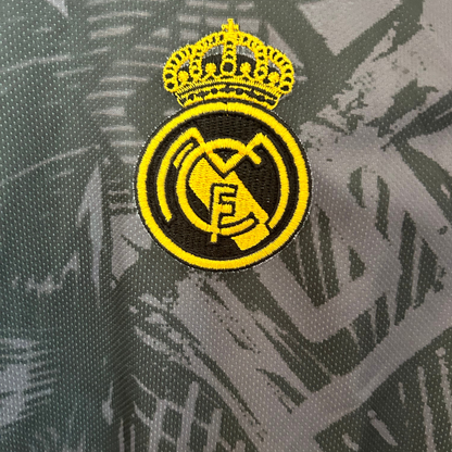 REAL MADRID GOLDEN LION KIT
