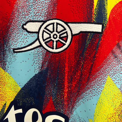 ELVN Arsenal pre-match kit 2025/26 featuring the team jersey with club logo and matching shorts, designed for fans and players.