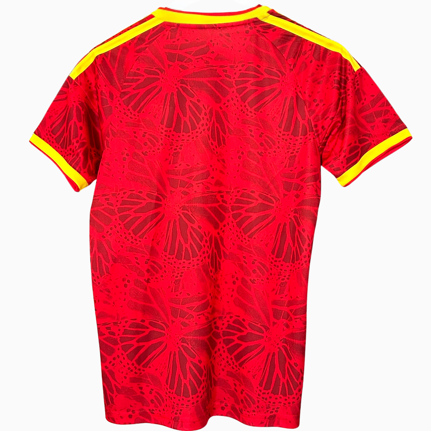 ELVN Colombia pre-match kit 2026 with team jersey, shorts, and socks, featuring Colombia's national colors and emblem.